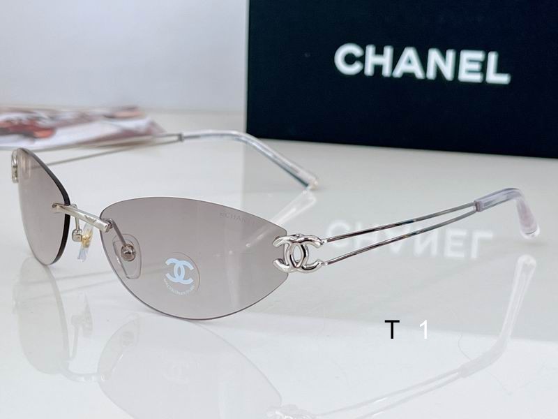 Chanel Sunglasses 1536